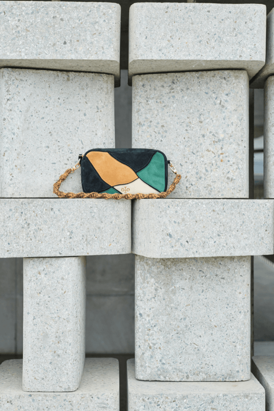 The History Bag (Black version)